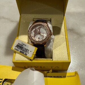 Invicta Wildflower Manta Ray Quartz Crystal Ladies Watch 32668